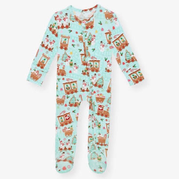 NWT Posh Peanut Gingerbread Train Footie 6-9M Holiday Christmas Bamboo - Picture 3 of 7